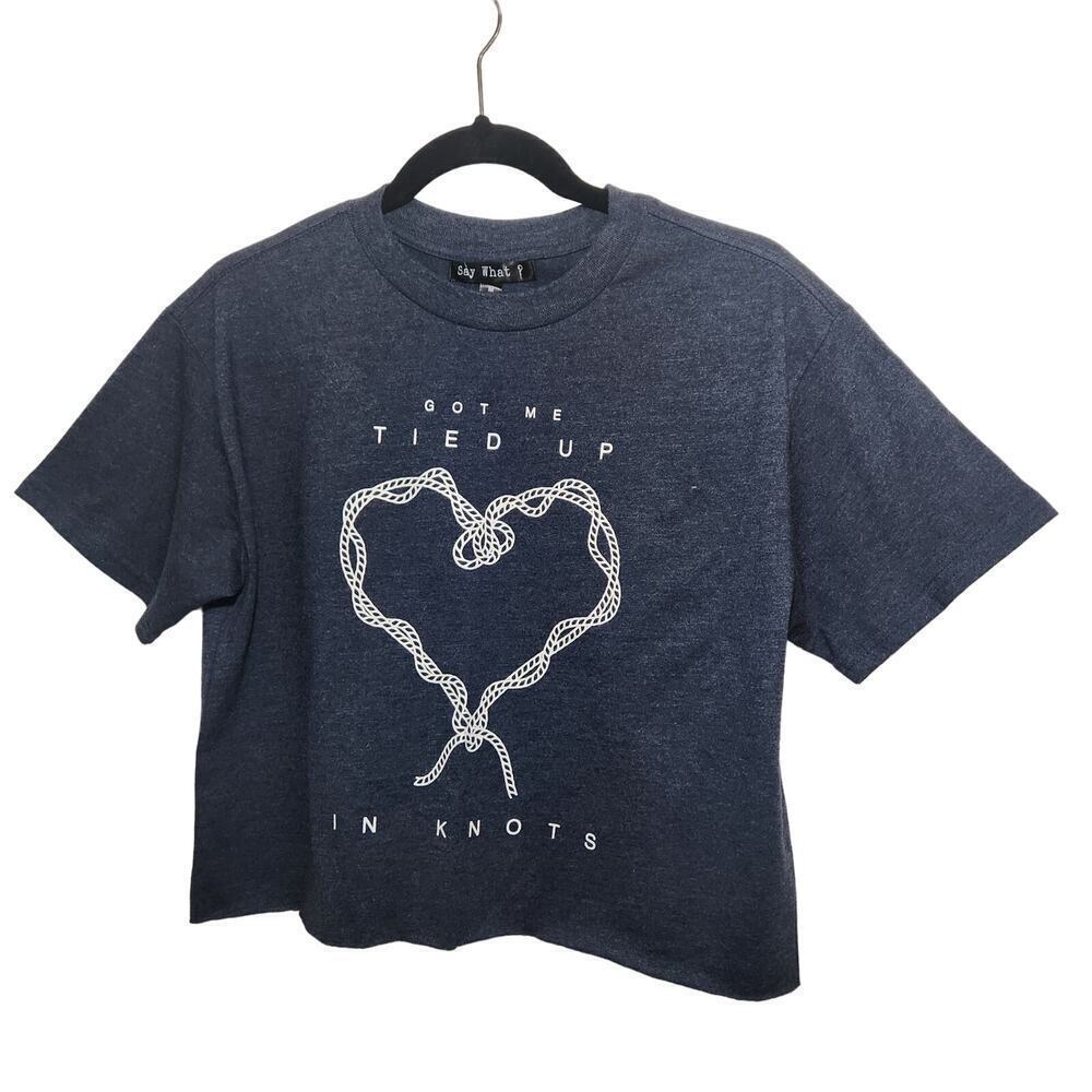 "Got Me Tied Up In Knots" Say What?‎ Graphic Heart Cropped Tee Shirt Size Medium